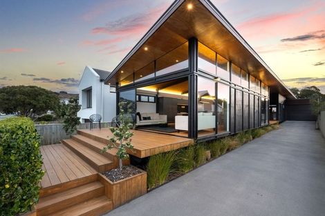 Photo of property in 69a Beachville Road, Redcliffs, Christchurch, 8081