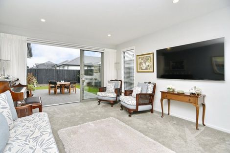 Photo of property in 16 Te Pakiaka Road, Pegasus, 7612