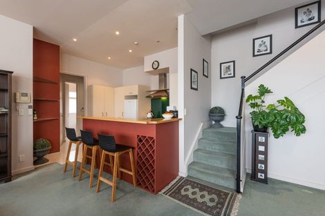 Photo of property in De Vere Apartments, 1/23 Tennyson Street, Te Aro, Wellington, 6011