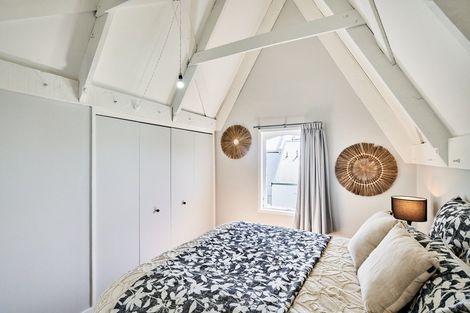 Photo of property in 74 Cypress Drive, Maungaraki, Lower Hutt, 5010