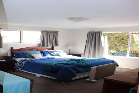 Photo of property in 2/47 Braemar Road, Rothesay Bay, Auckland, 0630