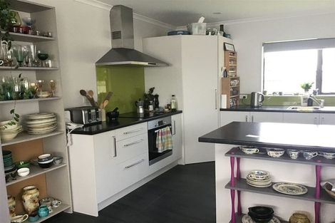 Photo of property in 16a Insley Street, Mangawhai, 0505