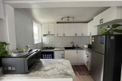 Photo of property in 40 Findlay Street, Tawa, Wellington, 5028