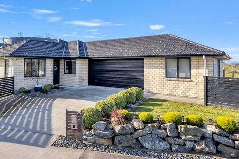 Photo of property in 28 Macdonald Heights, Feilding, 4702