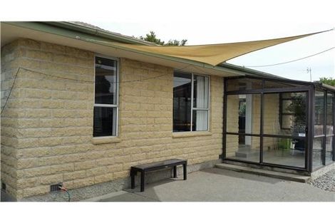 Photo of property in 7 Betula Place, Parklands, Christchurch, 8083