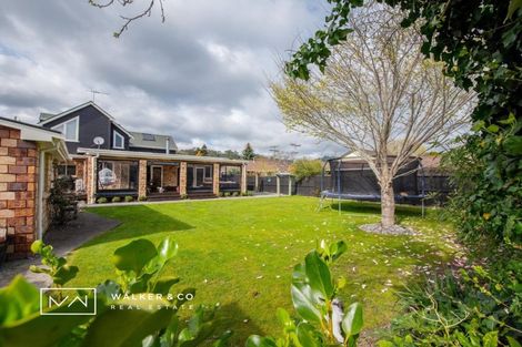 Photo of property in 15 Pempsey Street, Silverstream, Upper Hutt, 5019