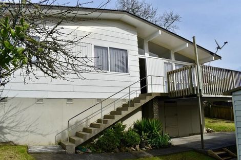 Photo of property in 3 Garton Drive, Massey, Auckland, 0614