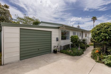 Photo of property in 8 Kaimai Place, Hairini, Tauranga, 3112
