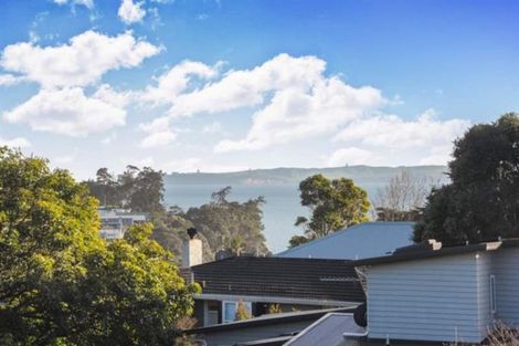 Photo of property in 22a Evelyn Road, Cockle Bay, Auckland, 2014