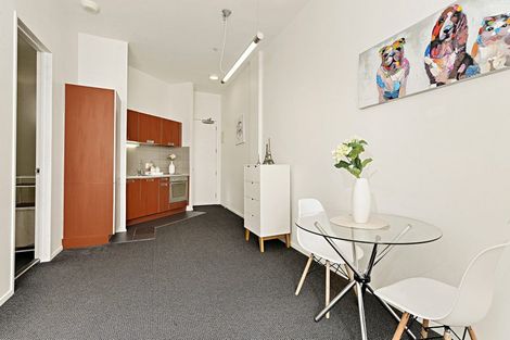 Photo of property in 4/6 Victoria Street, Ebdentown, Upper Hutt, 5018