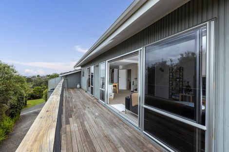 Photo of property in 2/13 Kiri Place, Mairangi Bay, Auckland, 0630