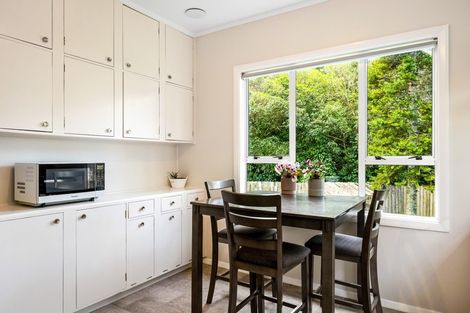 Photo of property in 52 The Drive, Tawa, Wellington, 5028