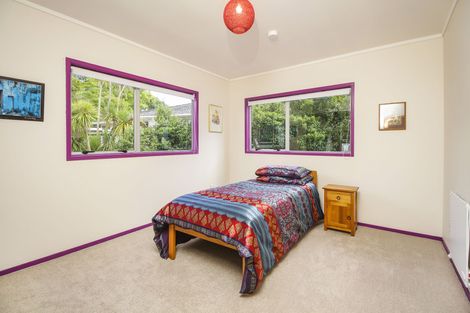 Photo of property in 20 Finlow Drive, Te Atatu South, Auckland, 0610