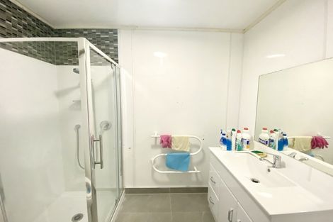 Photo of property in 40 Kewa Road, Albany Heights, Auckland, 0632