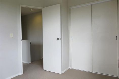 Photo of property in 68 Tiger Drive, Golflands, Auckland, 2013