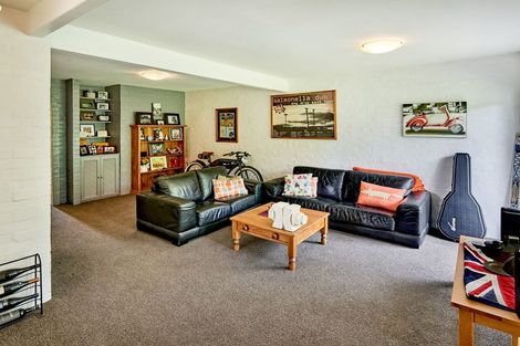 Photo of property in 141b Churton Drive, Churton Park, Wellington, 6037