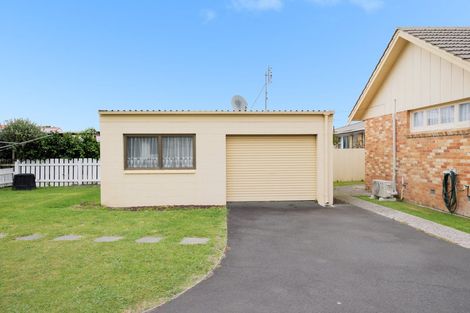 Photo of property in 8a Carisbrooke Street, Katikati, 3129