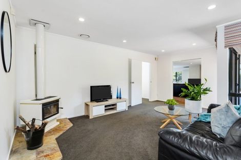 Photo of property in 18 The Close, Greenhithe, Auckland, 0632