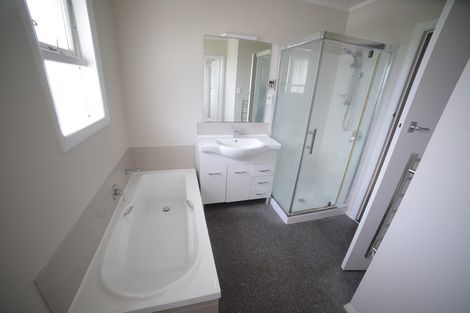 Photo of property in 17 Forsyth Street, St Andrews, Hamilton, 3200