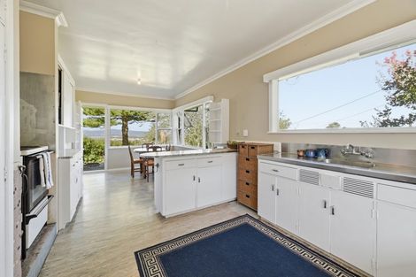 Photo of property in 32 Mountain Road, Western Heights, Rotorua, 3015