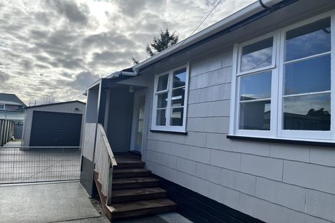 Photo of property in 9 Kamahi Street, Stokes Valley, Lower Hutt, 5019