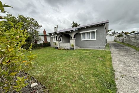 Photo of property in 11 Karaka Street, Hokowhitu, Palmerston North, 4410