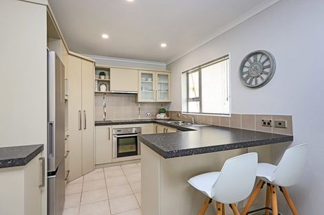 Photo of property in Parkvale Estate, 27/1232 Howard Street, Parkvale, Hastings, 4122