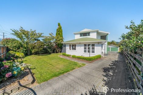 Photo of property in 15 Wise Street, Wainuiomata, Lower Hutt, 5014
