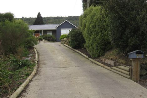 Photo of property in 211 Ravensbourne Road, Ravensbourne, Dunedin, 9022