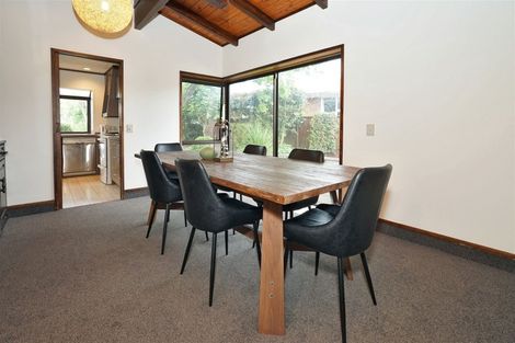 Photo of property in 23 Kensington Place, Fairfield, Hamilton, 3214