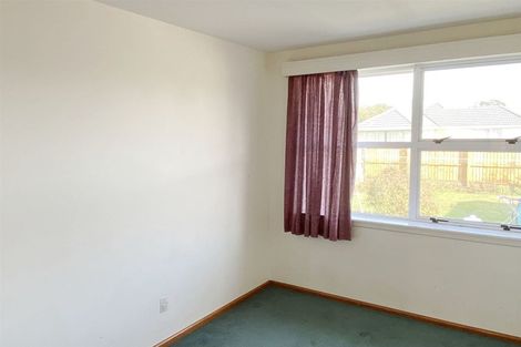 Photo of property in 209 Burwood Road, Burwood, Christchurch, 8083