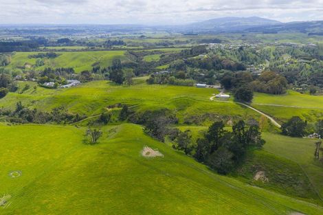 Photo of property in 158 Pahiatua Aokautere Road, Aokautere, 4471