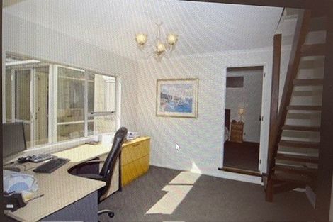 Photo of property in 28 Kiteroa Terrace, Rothesay Bay, Auckland, 0630