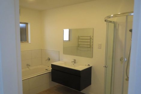 Photo of property in 34 Farnham Street, Mornington, Wellington, 6021