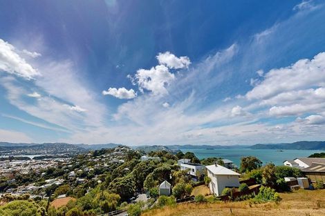 Photo of property in 1 Lyons Crescent, Strathmore Park, Wellington, 6022