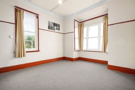 Photo of property in 74 Heriot Row, North Dunedin, Dunedin, 9016
