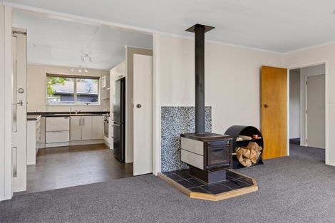 Photo of property in 23 Kereru Street, Two Mile Bay, Taupo, 3330