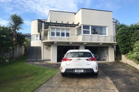 Photo of property in 2 Mcarthur Street, Terrace End, Palmerston North, 4410