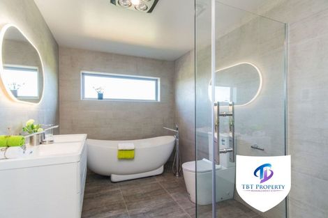 Photo of property in 14 Irongate Avenue, Ranui, Auckland, 0612