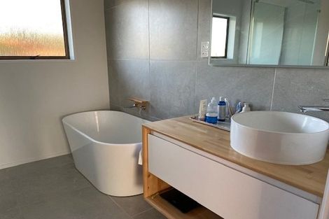 Photo of property in 2/83 Bramley Drive, Farm Cove, Auckland, 2012