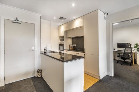 Photo of property in 4b/15 Fleet Street, Eden Terrace, Auckland, 1021