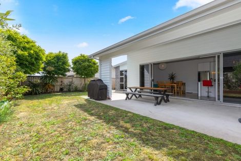 Photo of property in 143 The Boulevard, Papamoa Beach, Papamoa, 3118