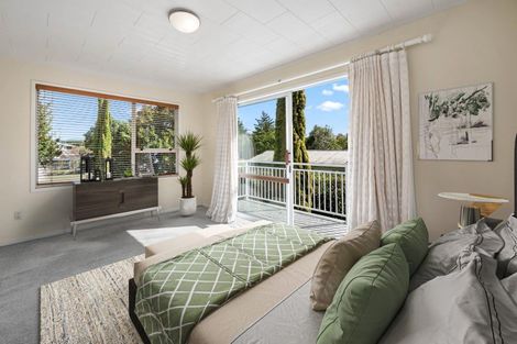 Photo of property in 25 Kinloch Road, Kinloch, Taupo, 3377