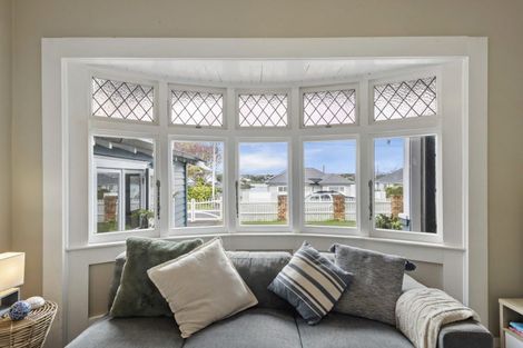 Photo of property in 1/92 Norwood Road, Bayswater, Auckland, 0622