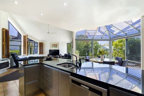 Photo of property in 2/2 Jutland Street, Mairangi Bay, Auckland, 0630