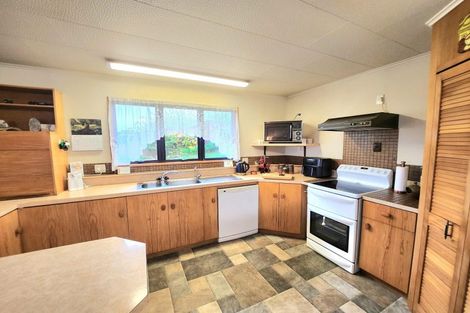 Photo of property in 16 Coronation Street, Moeraki, Palmerston, 9482