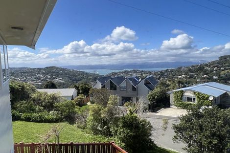 Photo of property in 12 Admiralty Street, Crofton Downs, Wellington, 6035