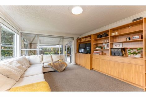 Photo of property in 2 Lomond Place, Woolston, Christchurch, 8062