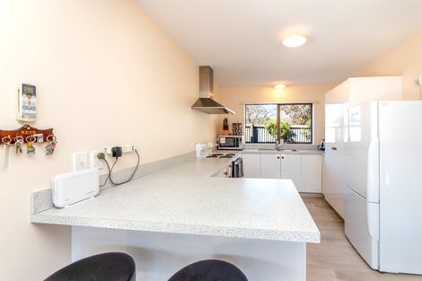 Photo of property in 166a Breezes Road, Aranui, Christchurch, 8061