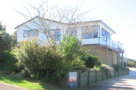 Photo of property in 16 Harbour Lights Terrace, Whitianga, 3592